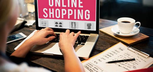 Shopping online, crescono gli acquisti nel settore abbigliamento