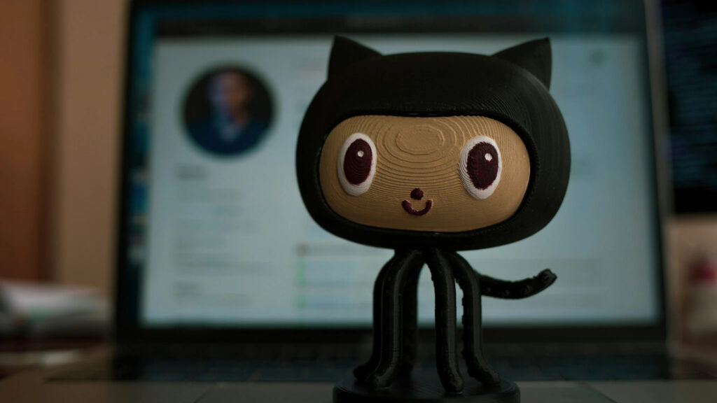 Nuove frontiere per la diffusione dei malware: ecco l’attacco mediante… Commenti di GitHub!